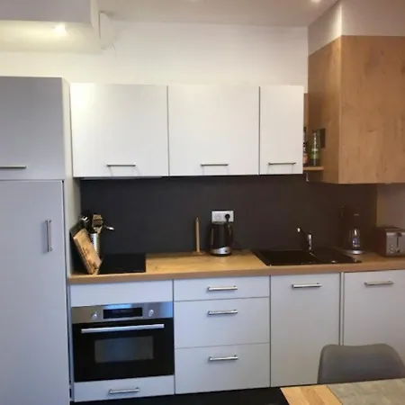 5 Pers - Pied Des Pistes - Parking Couvert - Balcon - Fr-1-404-236 *